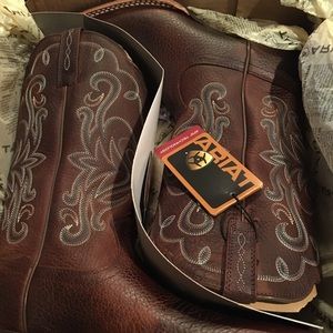Ariat Legend Brown Oiled Rowdy Square Toe 11” Boot